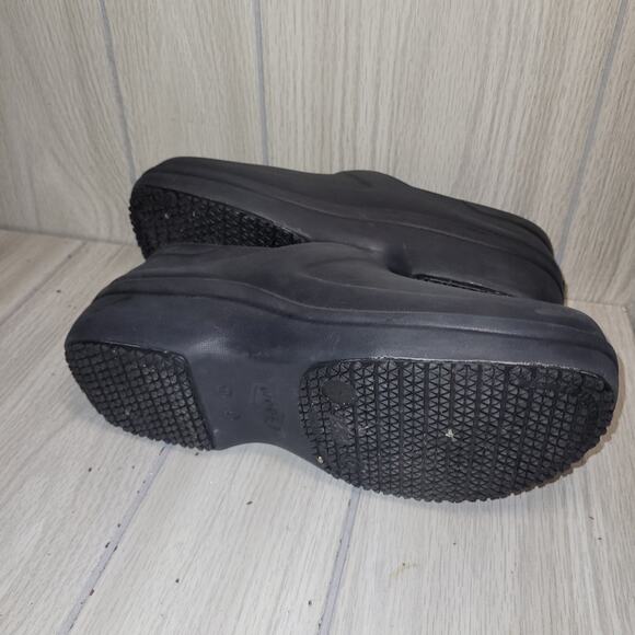 Crocs Women's Neria Pro II Slip Resistant Clogs Black Comfort Work Shoes 8 - Picture 8 of 9